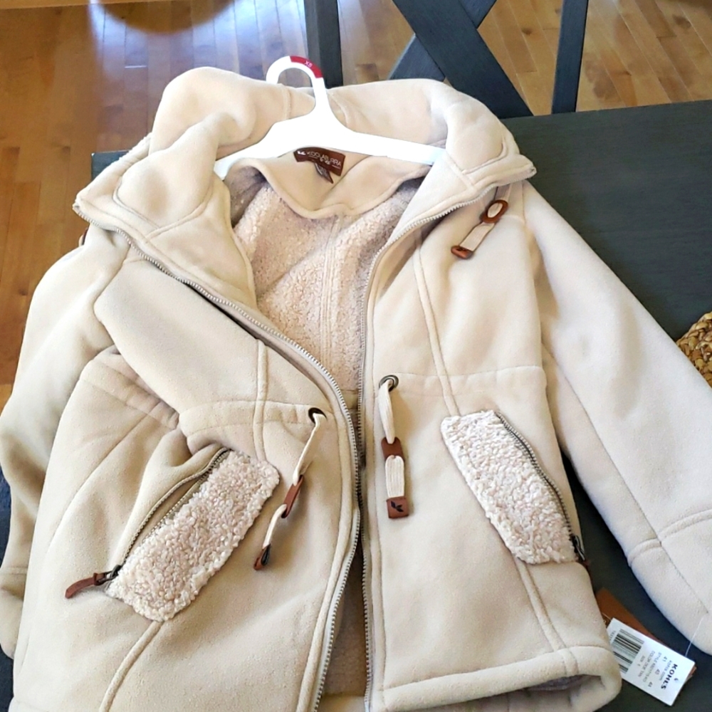 KOOLABURRA By UGG Sherpa Coat NWT
